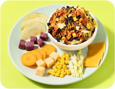 Osušeno povrće i smjesa voća